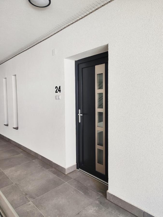 Royal Liberty Apartment 凯斯特海伊 外观 照片